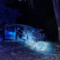 Un exintendente falleció después de chocar contra un árbol en su automóvil