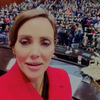 "Aquí me van a poner la banda presidencial": Lilly Téllez augura "berrinche" de AMLO y Sheinbaum