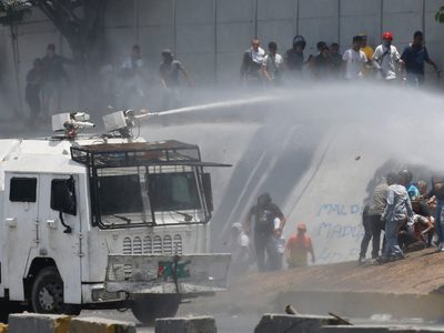 Manifestaciones en Venezuela dejan más de 50 heridos