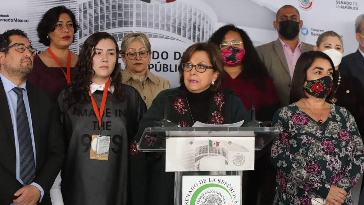 Conferencia de las senadoras morenistas