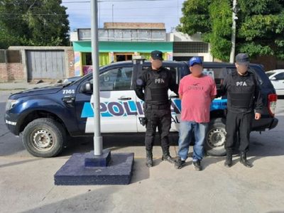 Detuvieron a un sujeto en Zapala que transportaba droga en una mochila