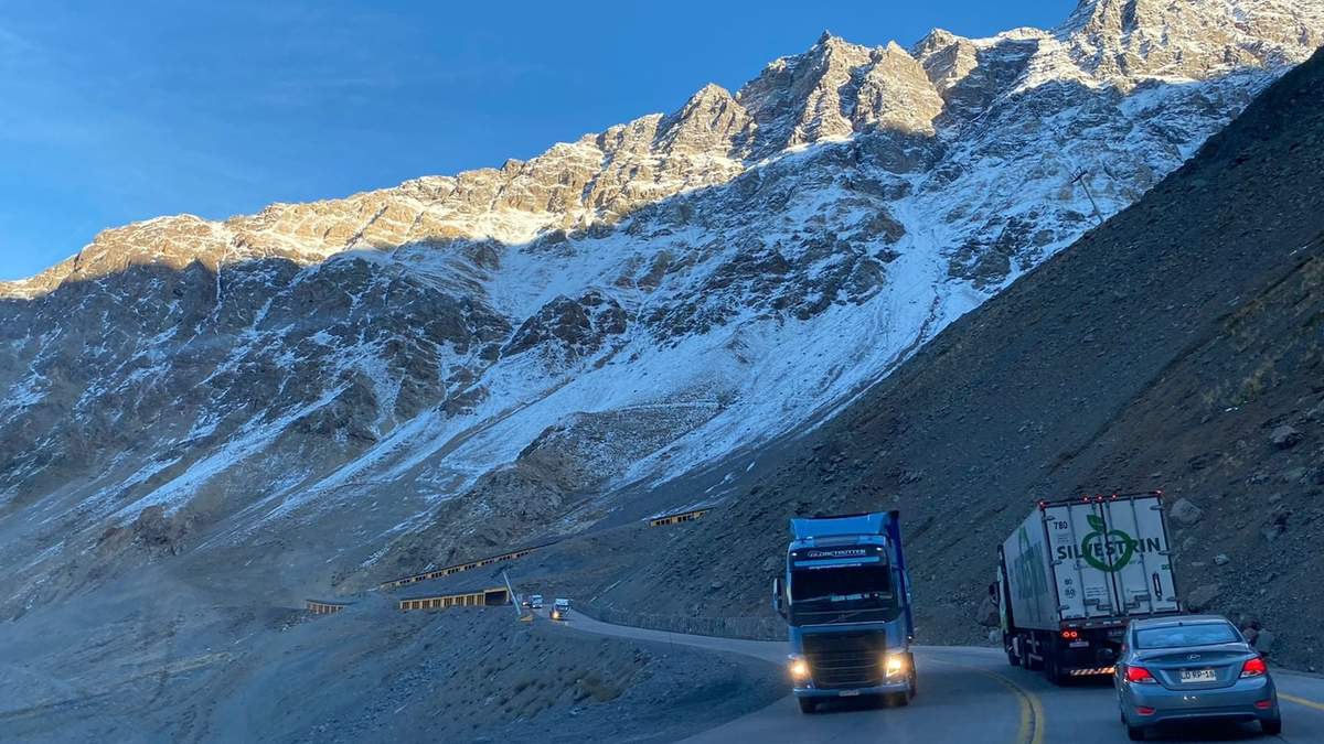 Algunas rutas funcionan en horario reducido por nevadas. Fuente: (Twitter)