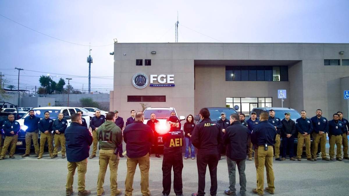Agentes de la Fiscalía de Baja California