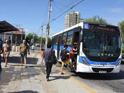 Concejal de Neuquén pidió expresarse en contra de la quita de subsidios al transporte