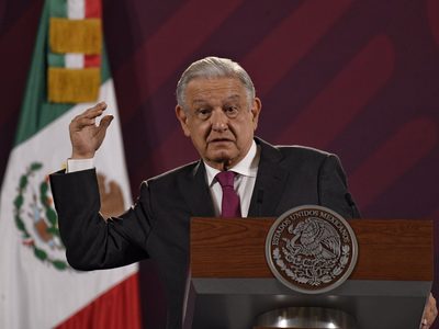 Octavio Romero no deja Pemex para buscar gubernatura de Tabasco, "se queda hasta el final": AMLO