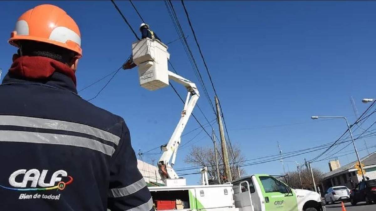 Calf trabajó para restablecer el servicio de manera escalonada. Fuente: (Neuquén News)