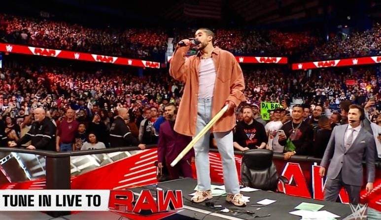 Bad Bunny reta al luchador de la WWE Damian Priest a una lucha
