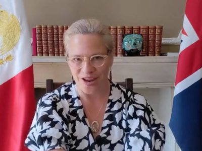 Se burlan en redes del "acento británico" de la embajadora de México en Reino Unido