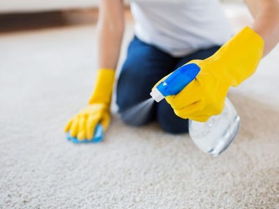 Conocé el secreto de la abuela para limpiar alfombras en seco y que queden impecables sin tener que mojarlas