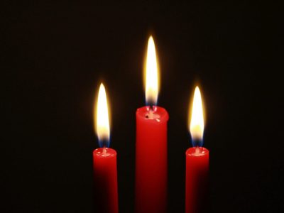 El ritual con vela roja que todos usan para atraer el amor verdadero