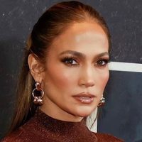 Rotundo cambio: Jennifer López se lleva todas las miradas con su nueva imagen