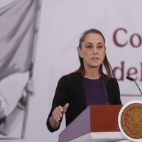 Sheinbaum plantea que se conserven seis semanas de vacaciones tras críticas a cambios en calendario