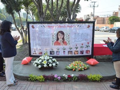 Develan memorial a siete años de la desaparición de Daniela Mabel Sánchez en Tlalnepantla