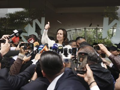“El país está en guerra”: esposa de Miguel Uribe Turbay tras atentado contra el senador colombiano