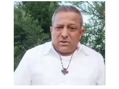 El padre Goyo exige la renuncia de Ramírez Bedolla por el asesinato de Hipólito Mora