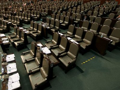 Nestora Salgado, actores y exatletas, entre los 77 candidatos que buscan una curul por doble vía: Verificado 2018