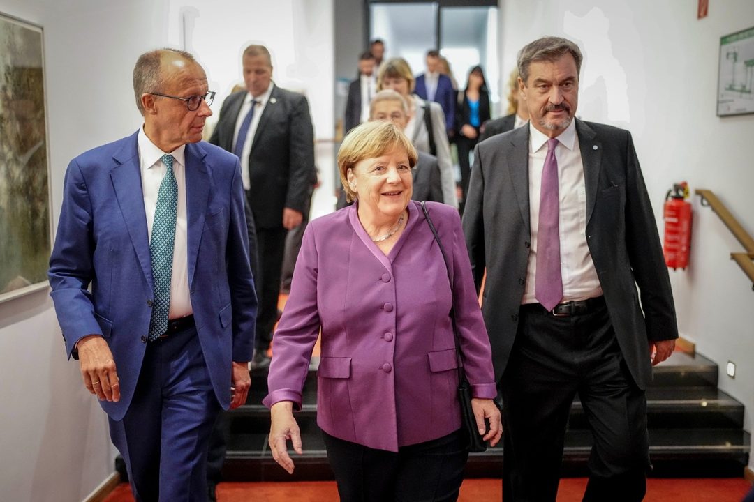 Merkel Foto Kay Nietfeld  dpa vía AP
