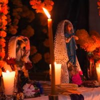 Día de Muertos, de culto religioso a celebración vacua y anticultural: Víctor Joel Santos Ramírez