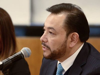 Héctor Serrano queda fuera de la carrera electoral en SLP por no solicitar licencia en San Lázaro