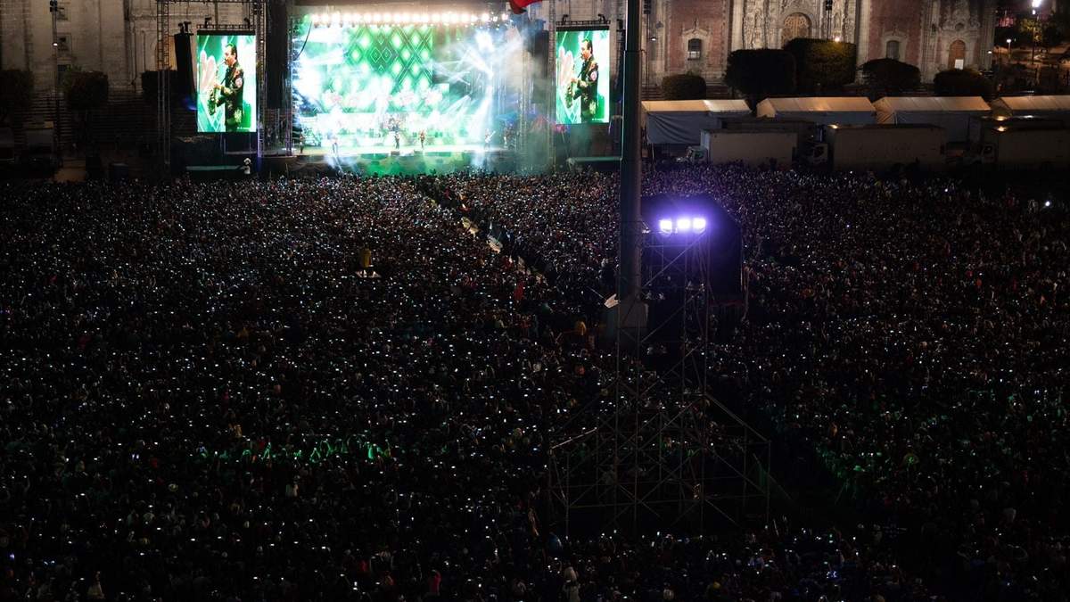 Concierto de Los Tigres del Norte en el Zócalo