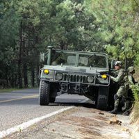 Frenan a balazos retorno de desplazados a sus comunidades en la sierra guerrerense (Video)