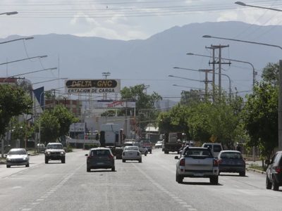 Aderpe alerta por el estado del Carril Rodríguez Peña y el impacto de las obras en el Acceso Este