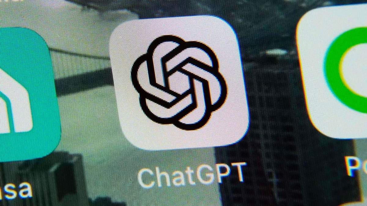 La app de ChatGPT en la pantalla de un iPhone