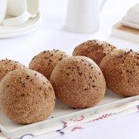 Aprendé a preparar pancitos keto sin huevo ni harina y sorprendete con lo fácil que es sumarlos a tus comidas