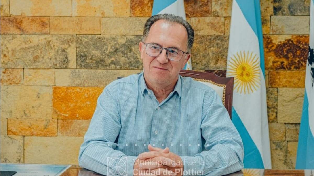 Se aplazó la fecha para la formulación de cargos al intendente Luis Bertolini. Fuente: (X)