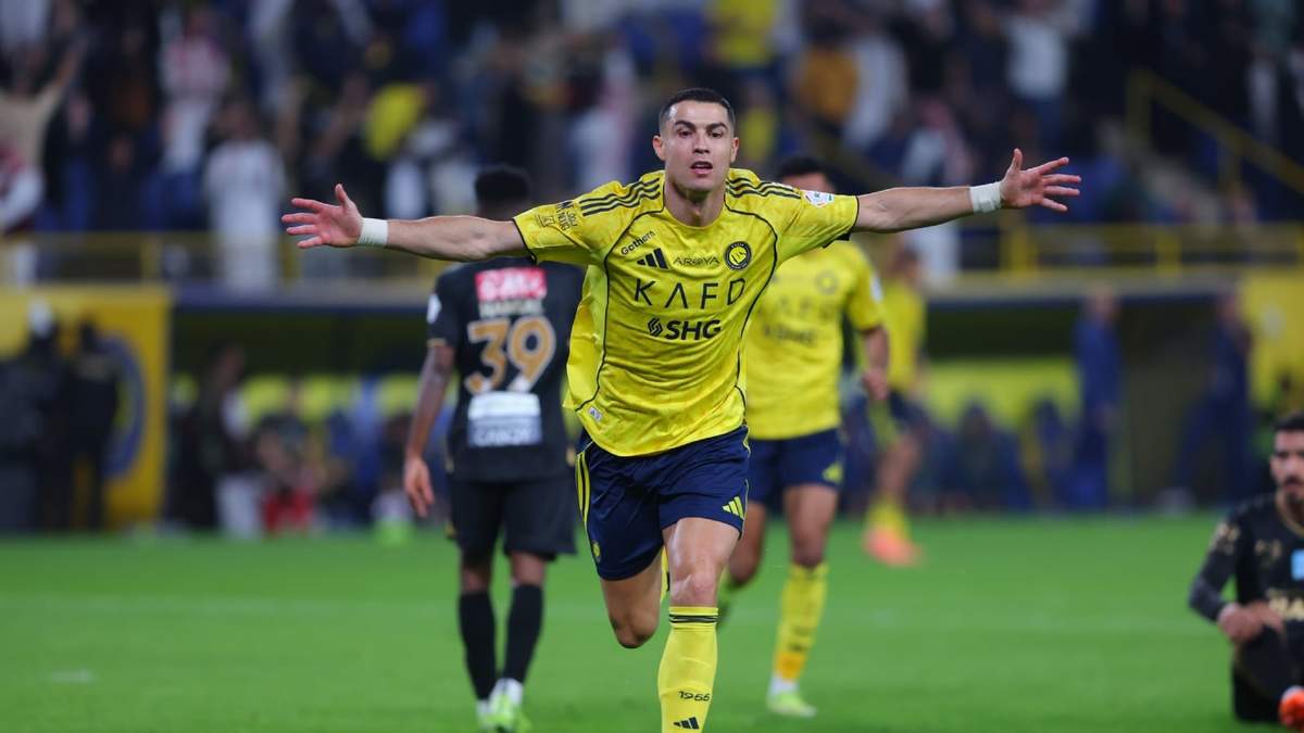 Cristiano Ronaldo marca de chilena con el Al-Nassr en la liga saudí y llega a 954 goles
