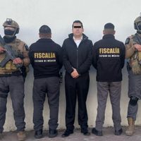 Operativo Enjambre: Detienen a exdirector de Policía de Chicoloapan por presunta extorsión