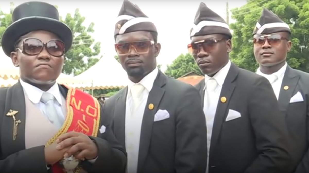 Dancing Pallbearers. Fuente: (Twitter).