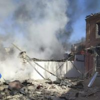Ataque ruso con misiles deja un muerto y 52 heridos en la ciudad natal de Zelenskyy