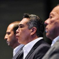 Va por México se mueve al compás de Morena