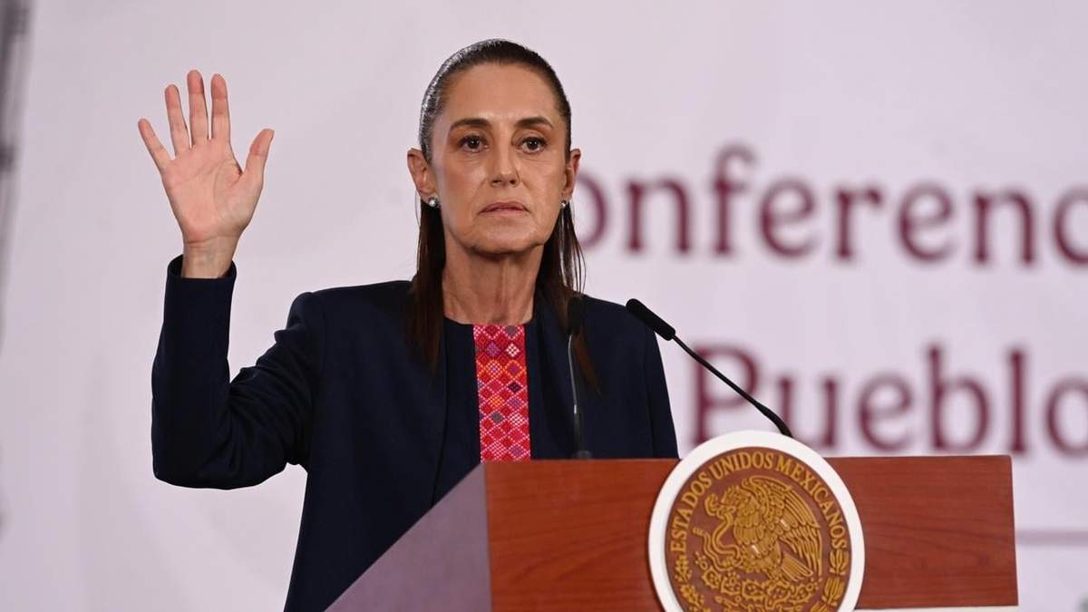 La presidenta Claudia Sheinbaum en la conferencia matutina de Palacio Nacional, donde se refirió a las elecciones de Colombia, el lunes 1 de junio de 2026
