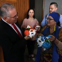 NL: pasan 'cochinito” entre diputados para pagar trámite de transparencia