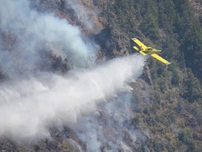 Comisión de Medio Ambiente de la legislatura aprobó el pedido de un avión hidrante para Neuquén