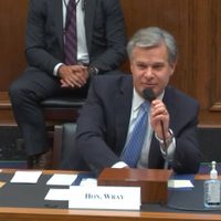 El FBI dice que los supremacistas blancos están detrás de la mayoría de incidentes violentos con tintes racistas