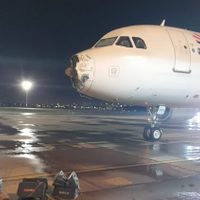 Un avión de Latam Airlines pierde la nariz y un motor al atravesar una tormenta (Video)