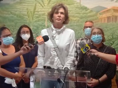 Tribunal de Nicaragua ordena detener a la precandidata presidencial Cristiana Chamorro