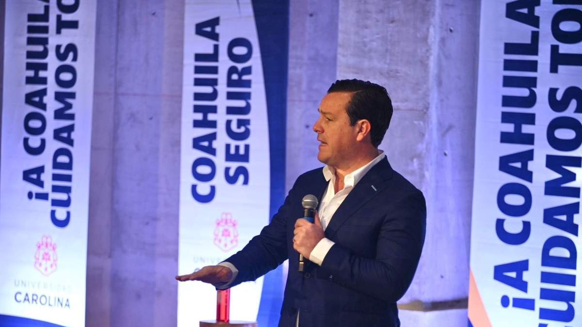 Federico Fernández Montañez, fiscal de Coahuila