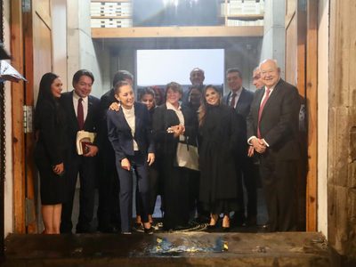 Sheinbaum pide “no comer ansias” tras reunión con AMLO y la cúpula de Morena