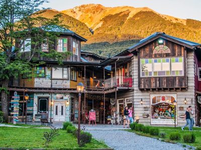 Escapada a Colonia Suiza: la fiesta del curanto que enamora a quienes visitan Bariloche