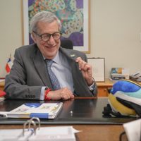 Canciller chileno sufre intento de robo al regreso de aeropuerto tras recibir a AMLO