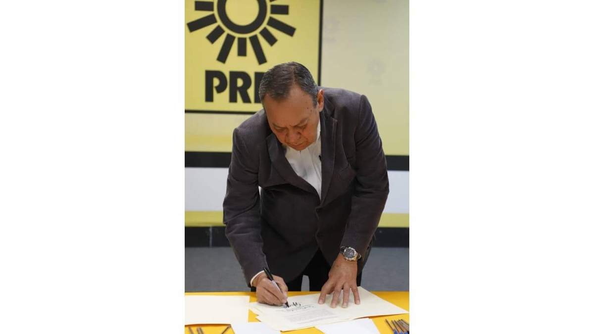 Jesús Zambrano, líder nacional del PRD