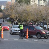 Desde el lunes se extiende el horario de circulación en Neuquén