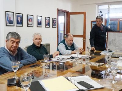 Buscan avanzar en el desarrollo de 2 mil lotes con servicios