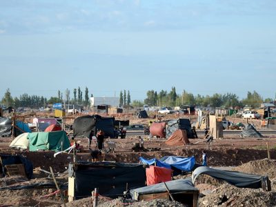 La otra cara de las tomas: La solidaridad de compartir lo poco que se tiene