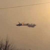 Misil lanzado por Ucrania parte en dos un helicóptero ruso (Video)