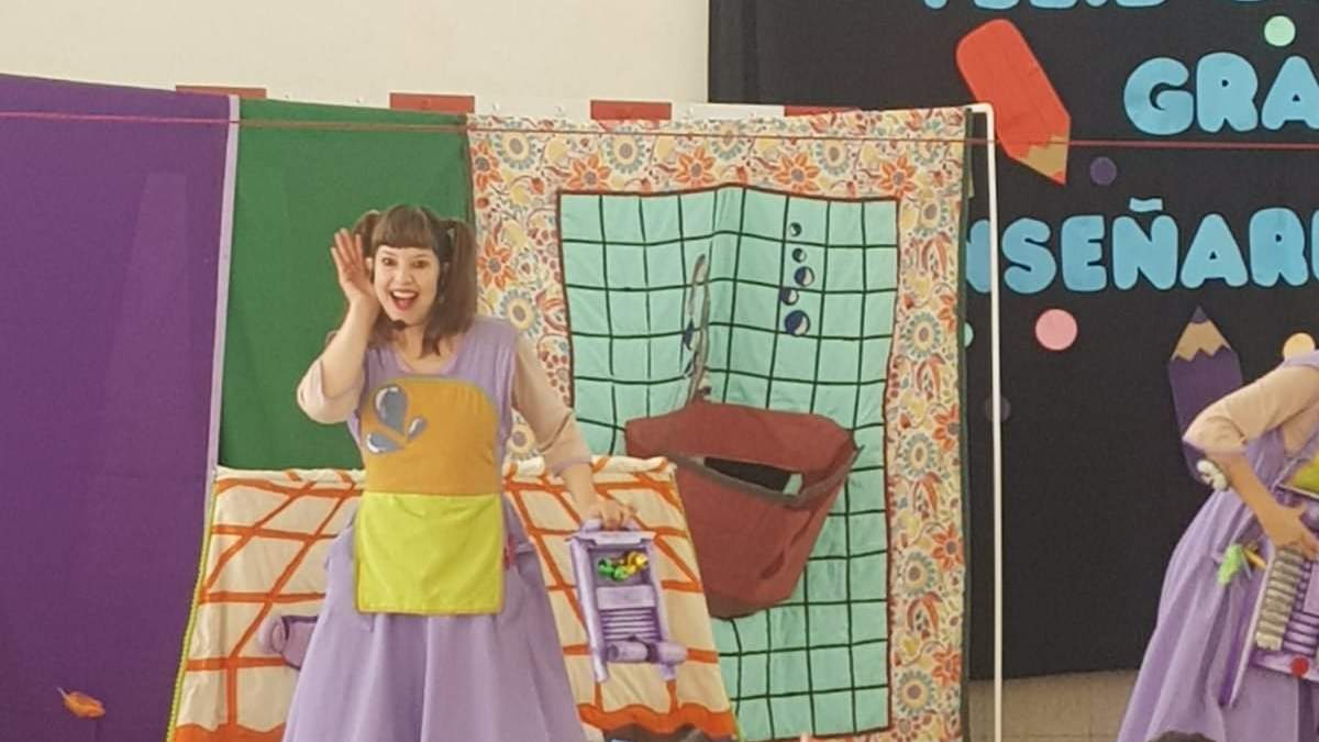 Propuesta de Teatro en las escuelas de ATEN y el Instituto Nacional del Teatro. Fuente: (Facebook)